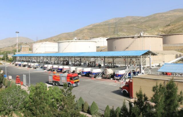 آتش‌نشانی تهران با بازسازی مخازن نفت شهران مخالف است