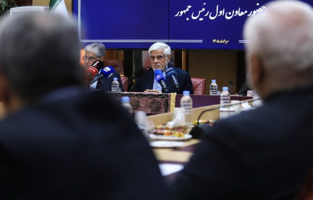 اختلاف پشت درهای بسته دولت