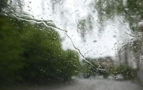بارش در ارتفاعات البرز و گردوخاک