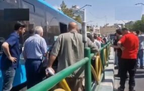 برخورد اتوبوس شرکت واحد با عابر پیاده در تهران