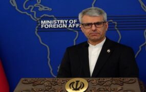 بقائی سیاست خارجی آمریکا