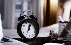 تغییر ساعت کاری ادارات از 15 شهریور