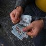 دلار پشت در ۲۰۰ هزار تومان
