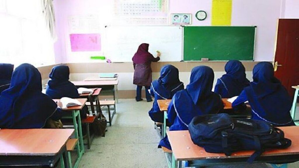 نحوه فعالیت مدارس برای سال تحصیلی آینده مشخص شد