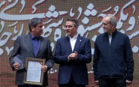 وقتی دولت به خودش نمره قبولی می‌دهد