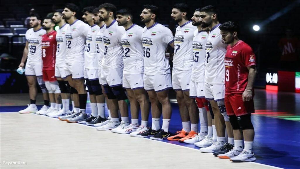 پیاتزا تیم ملی والیبال قهرمانی آسیا