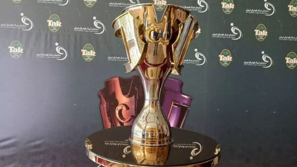 جنگ بر سر یک جام خیالی بالا گرفت