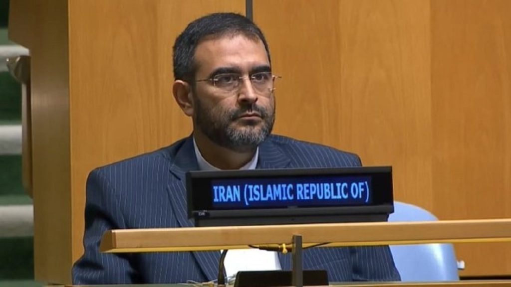 دیپلمات ایرانی که از پای سخنرانی ترامپ جم نخورد، کیست؟