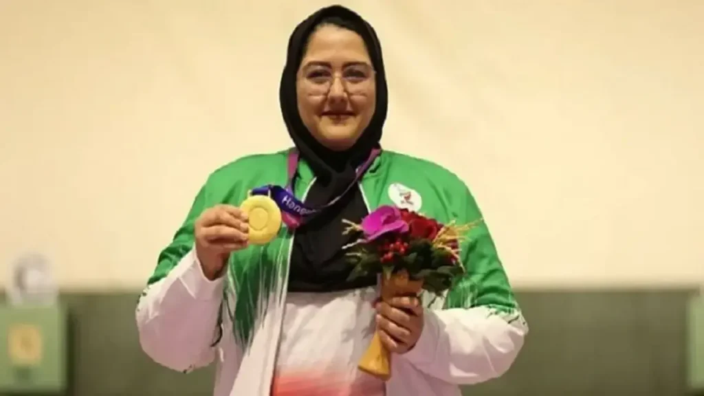فائزه احمدی قهرمان جهان