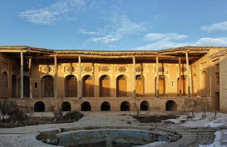 «قلعه باردِه» شبیه‌ترین بنای تاریخی به ارگ کریم خان