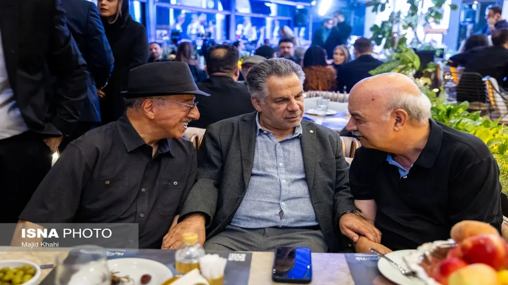 چهلم اکبر عبدی