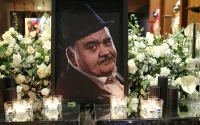 مراسم چهلم اکبری عبدی
