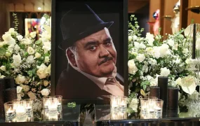 مراسم چهلم اکبری عبدی