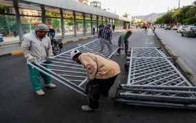 نرده‌های BRT تهران جمع می‌شوند