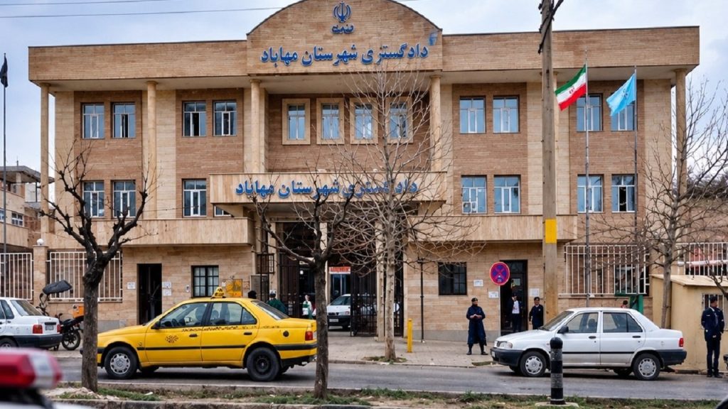 تیراندازی مقابل دادگستری مهاباد