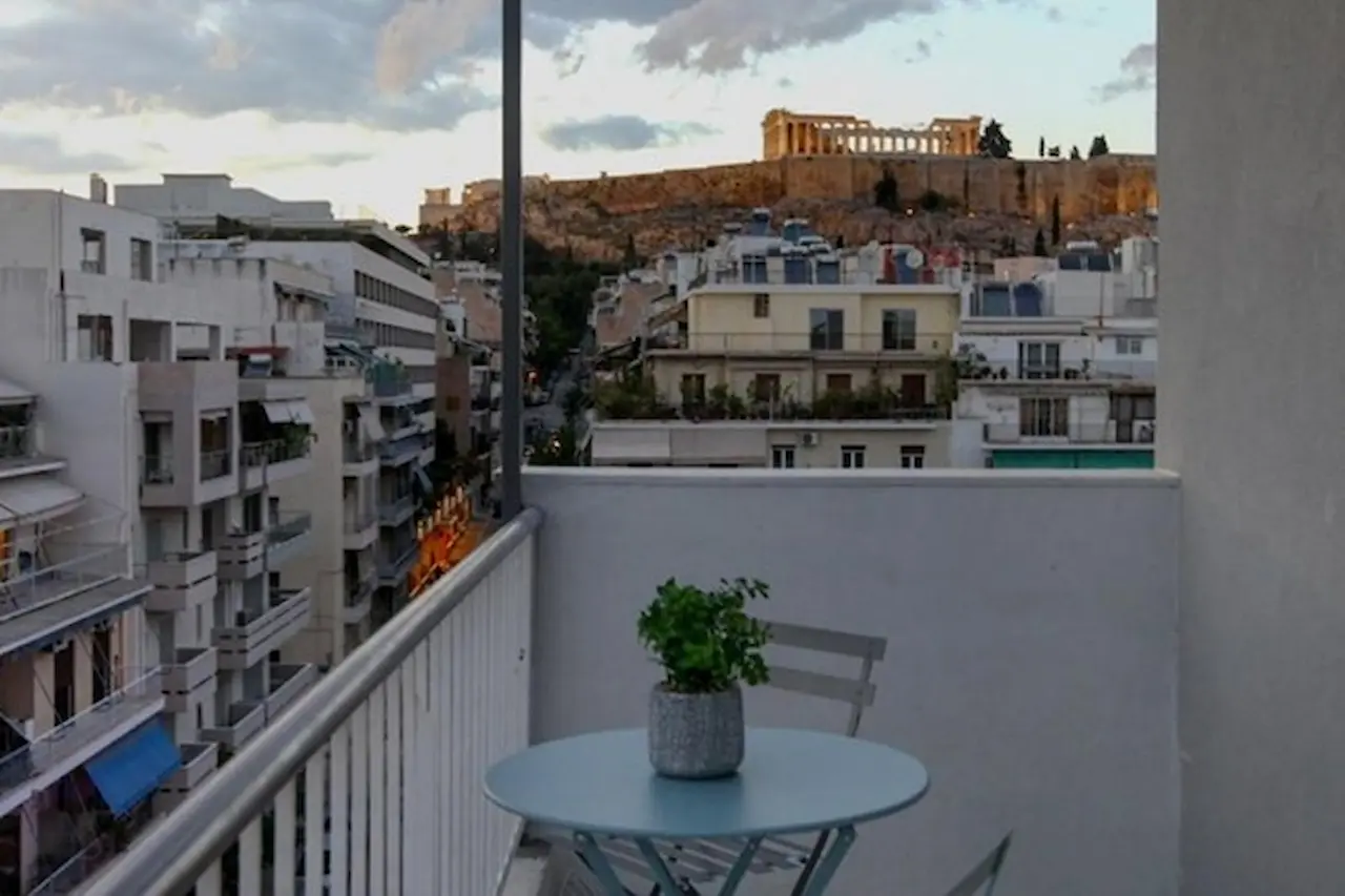 سرمایه_گذاری در یونان
