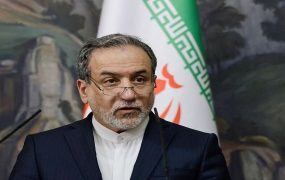 عراقچی: خط قرمزها را کنار گذاشتیم