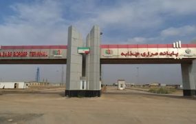 مرز چذابه در ۲ بخش مسافری و تجاری