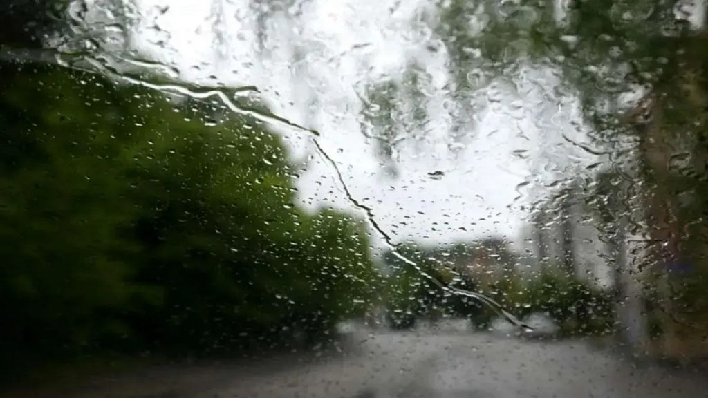 هشدار رگبار باران و کاهش دما برای تهران