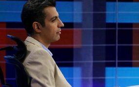 واکنش تلخ عادل فردوسی‌پور به گرانی دلار