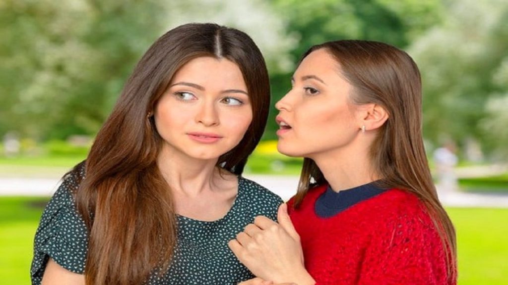 چرا بعضی‌ها همیشه پشت سر دیگران حرف می‌زنند؟